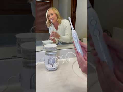 Waterpik Sonic Fusion 2 0 Professional Flossing Toothbrush Review, Toothbrush & floss in one, leaves