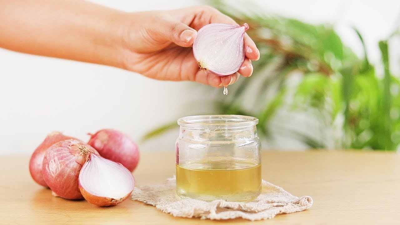 Natural Onion Oil To STOP HAIRFALL | Mridul Madhok